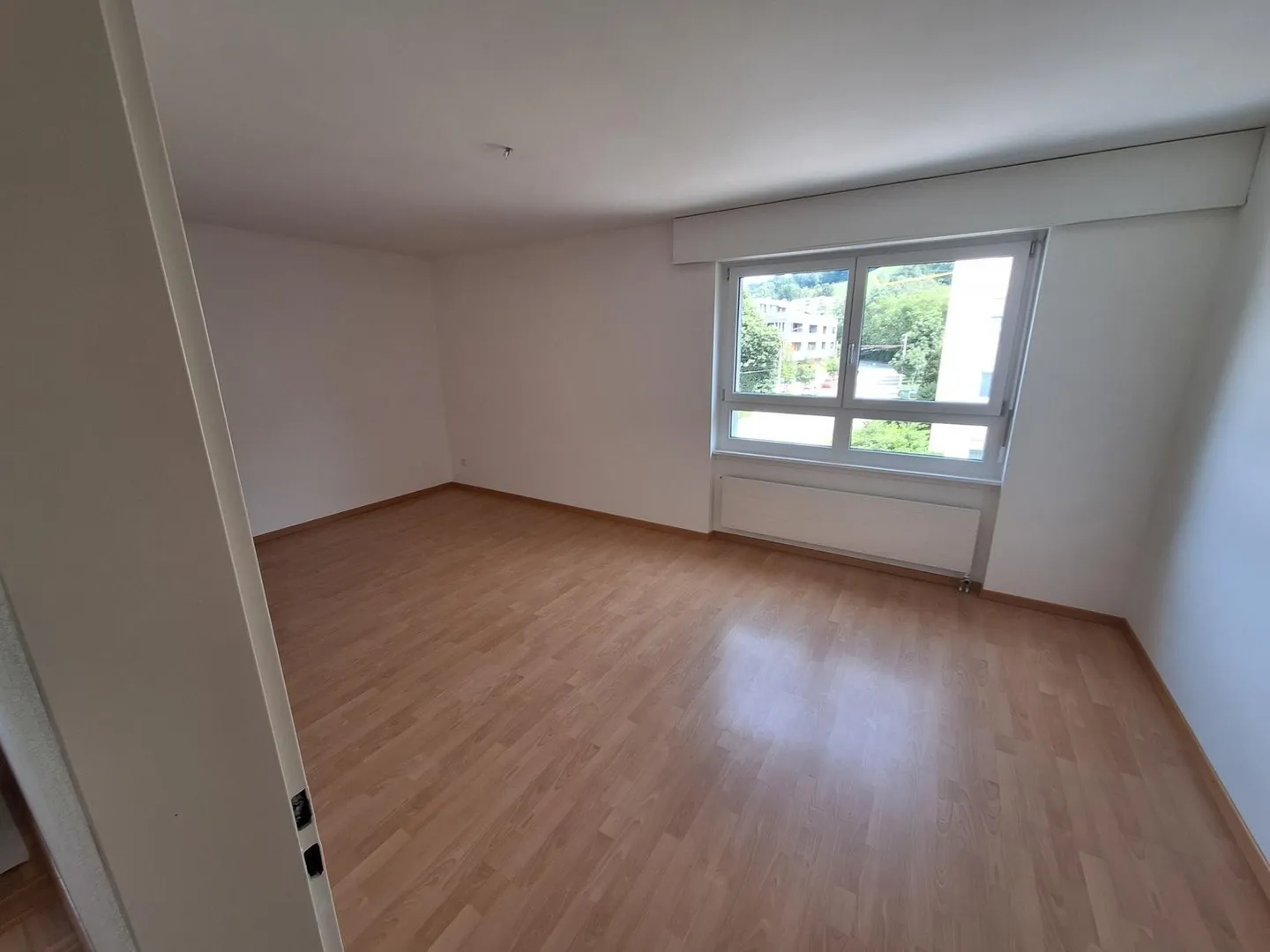 Renovated 4.5 room apartment on the 2nd floor - Photo 6 of 7