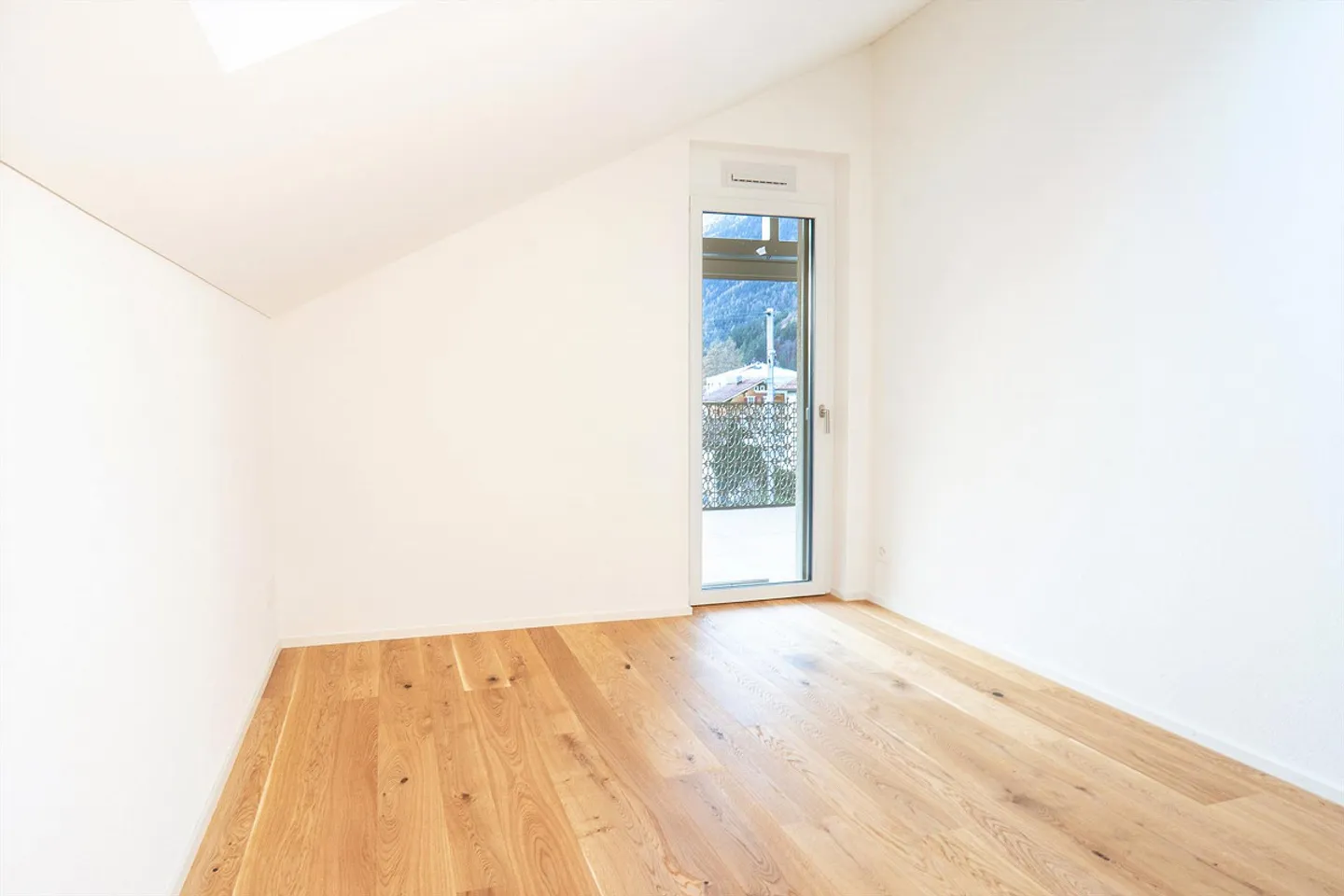 FIRST USE: Exclusive 4.5 Attic Apartment in Ownership Standard - Photo 17 of 23