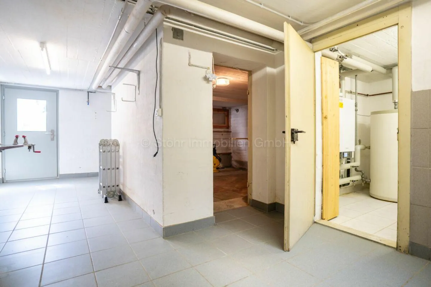 Accogliente casa a schiera di 4,5 stanze a Guggenbühl - Foto 15 di 23