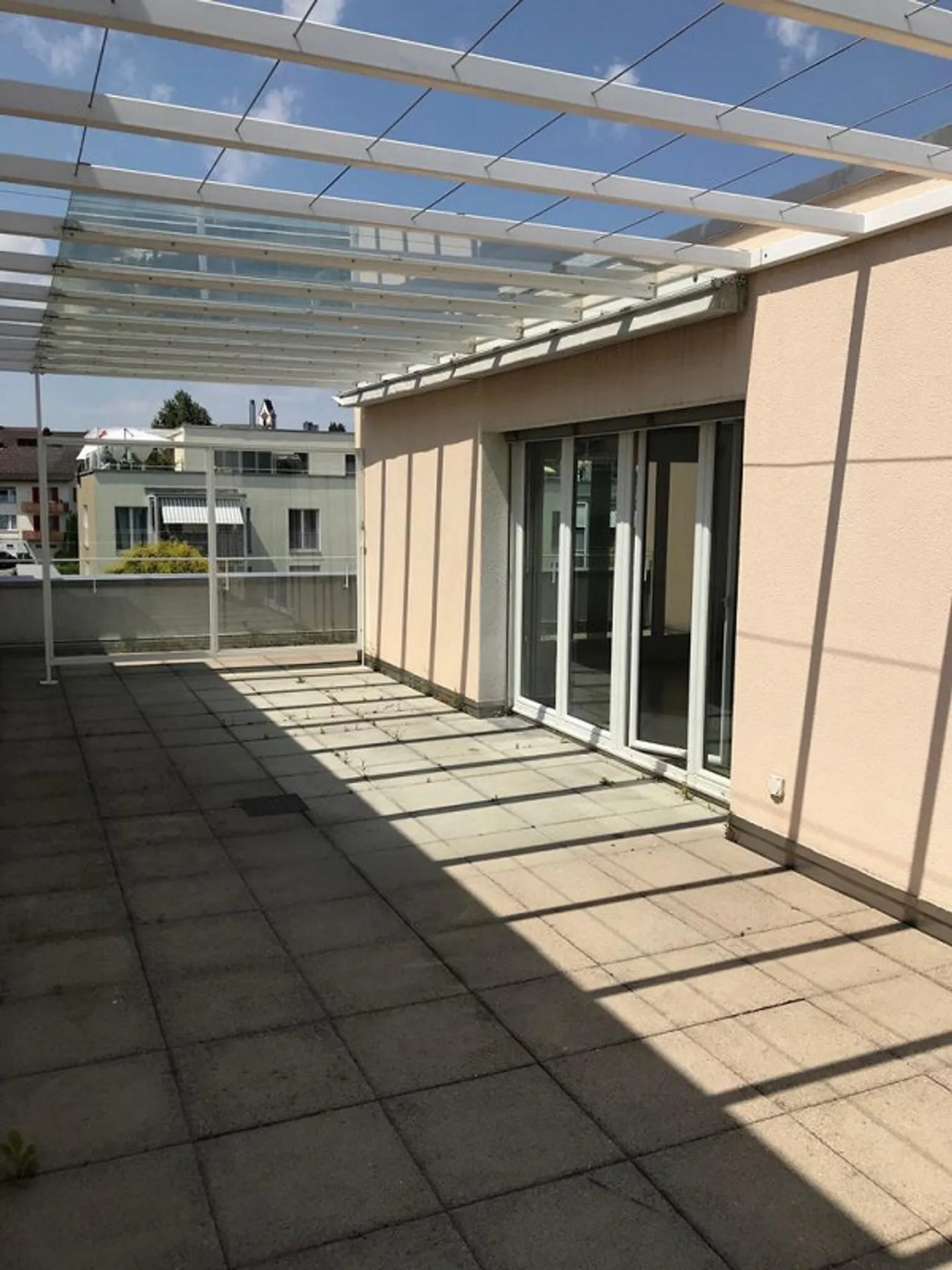 Grosszügige Attika-Wohnung mit Terrassen - Foto 11 von 12