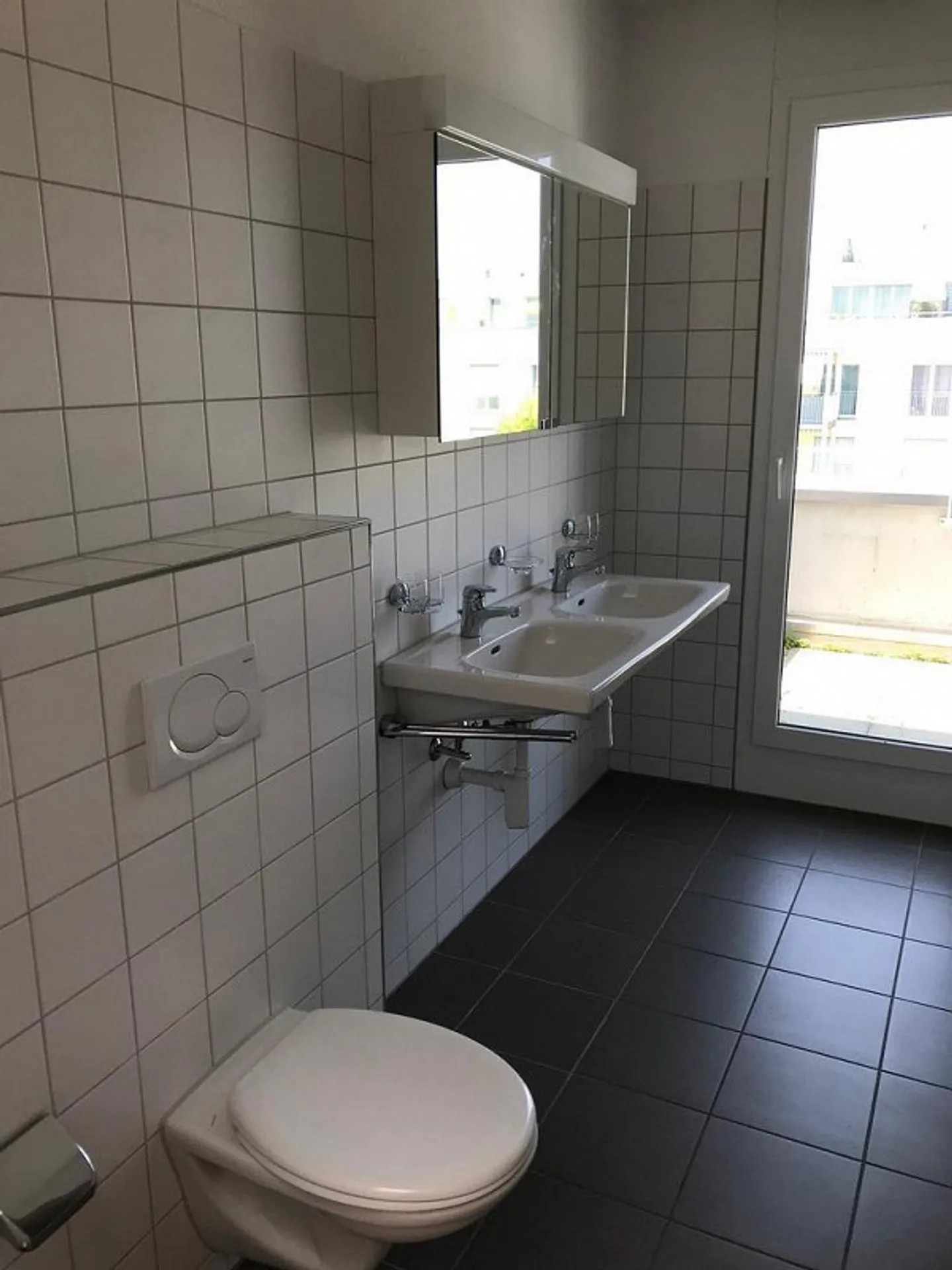 Grosszügige Attika-Wohnung mit Terrassen - Foto 3 von 12