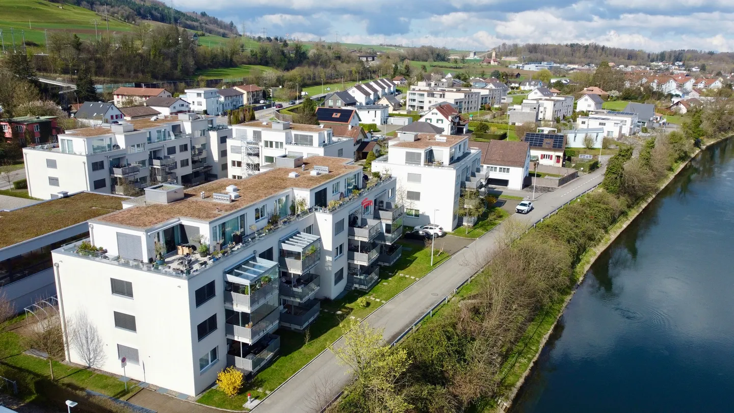 Appartamento esclusivo di 3,5 stanze direttamente sul Reno - Foto 1 di 19