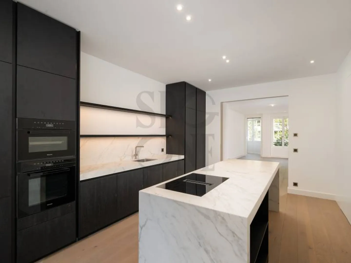 Luxuswohnung in prestigöser Residenz - Foto 4 von 12