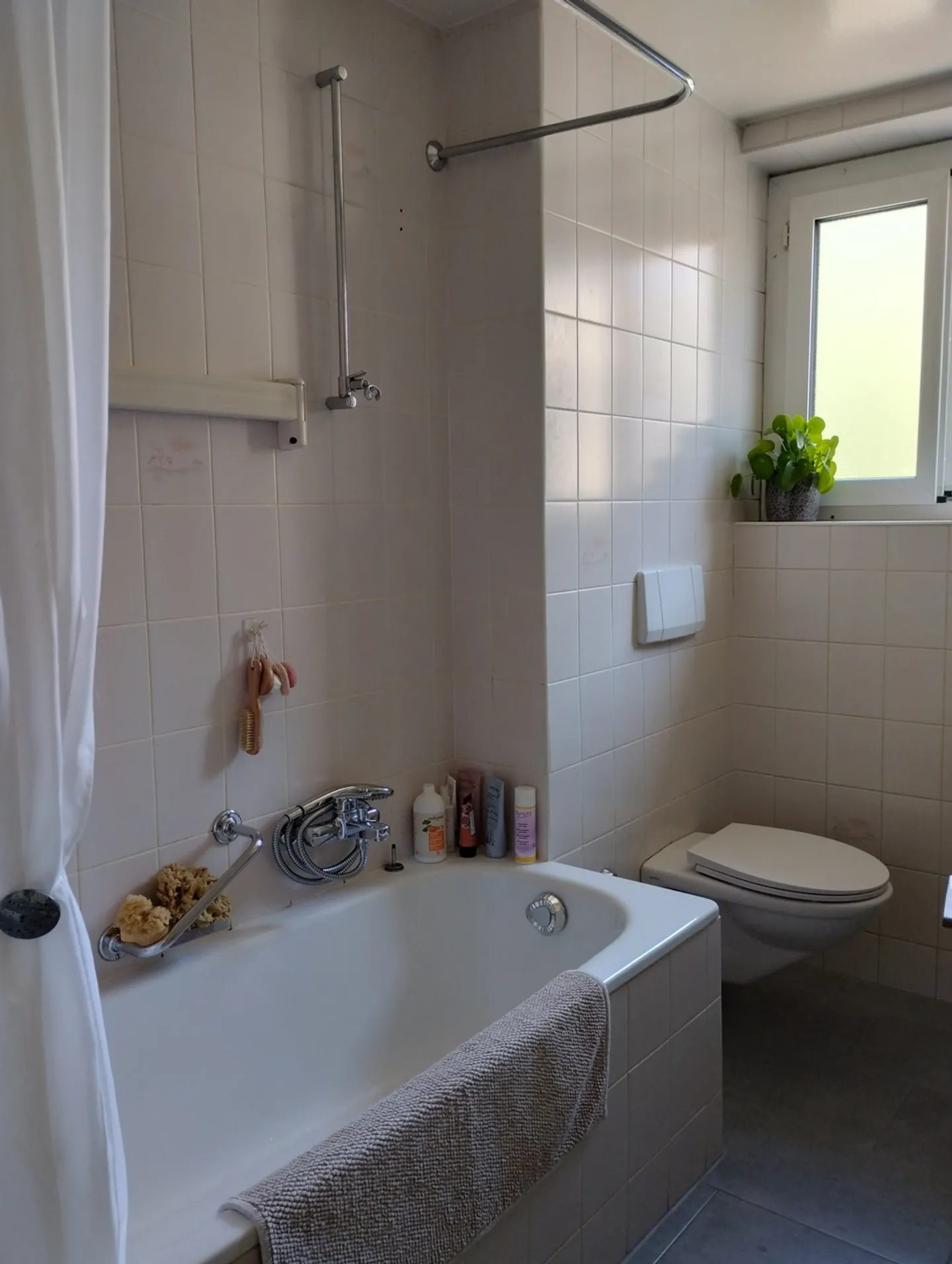 Zentralwohnung mit Balkon - Foto 9 von 10