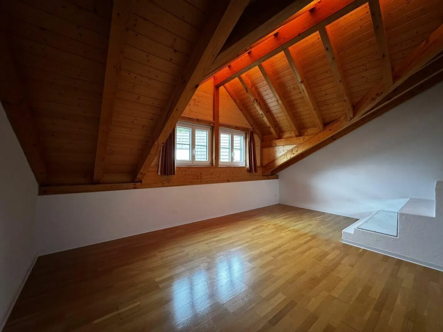 House section "Gallery" with open layout - Photo 9 of 24