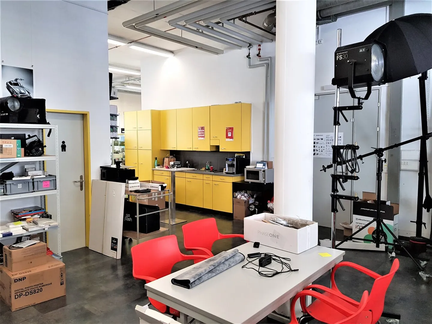Espace polyvalent pour entreprise/magasin/atelier - Photo 3 sur 4
