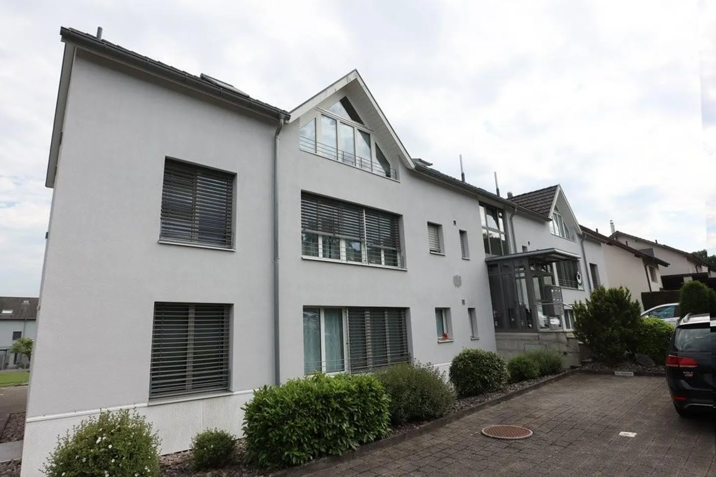 Apartment in the Green with Beautiful View - Photo 1 of 12