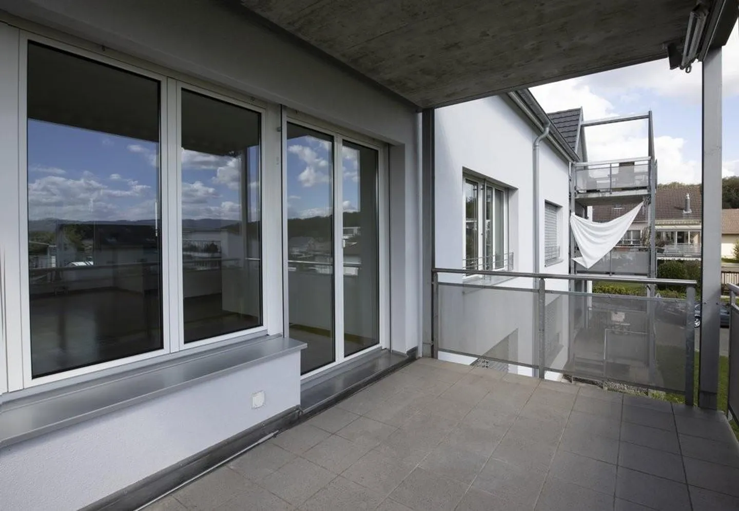 Apartment in the Green with Beautiful View - Photo 9 of 12