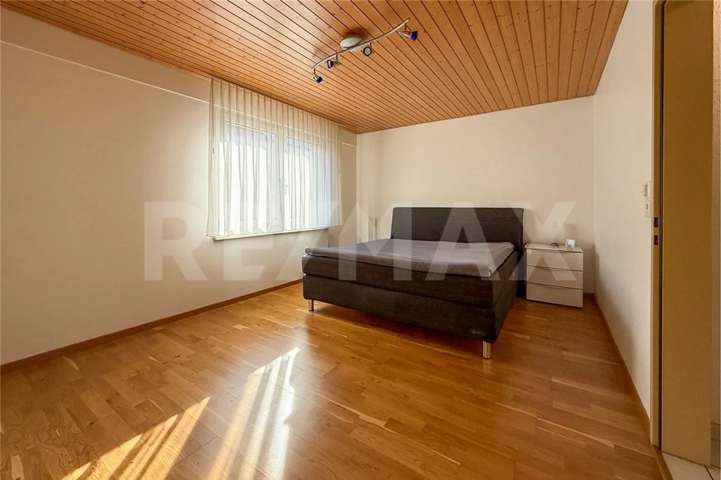Well-maintained 5.5 room terraced house for sale in Hellikon - Photo 12 of 13