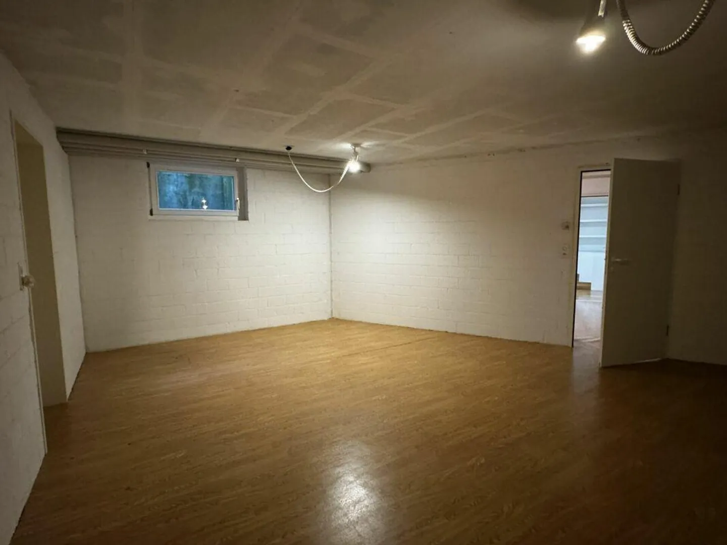 House section "Gallery" with open layout - Photo 19 of 24