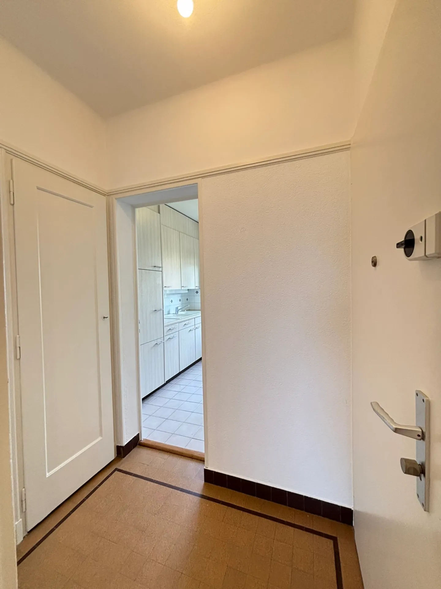 Charmante 2.5-Zimmer-Wohnung - Foto 9 von 9