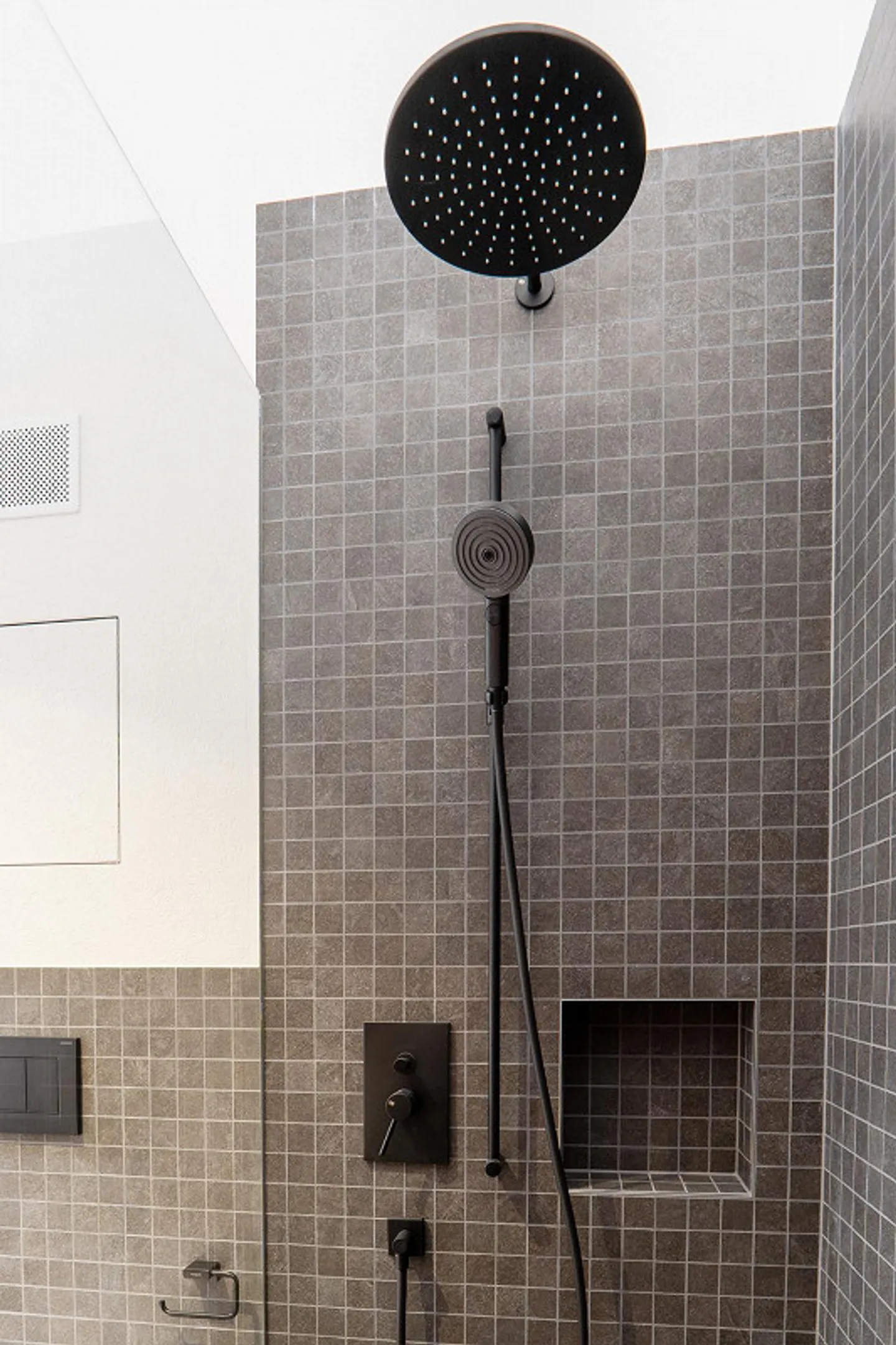 FIRST USE: Exclusive 4.5 Attic Apartment in Ownership Standard - Photo 20 of 23