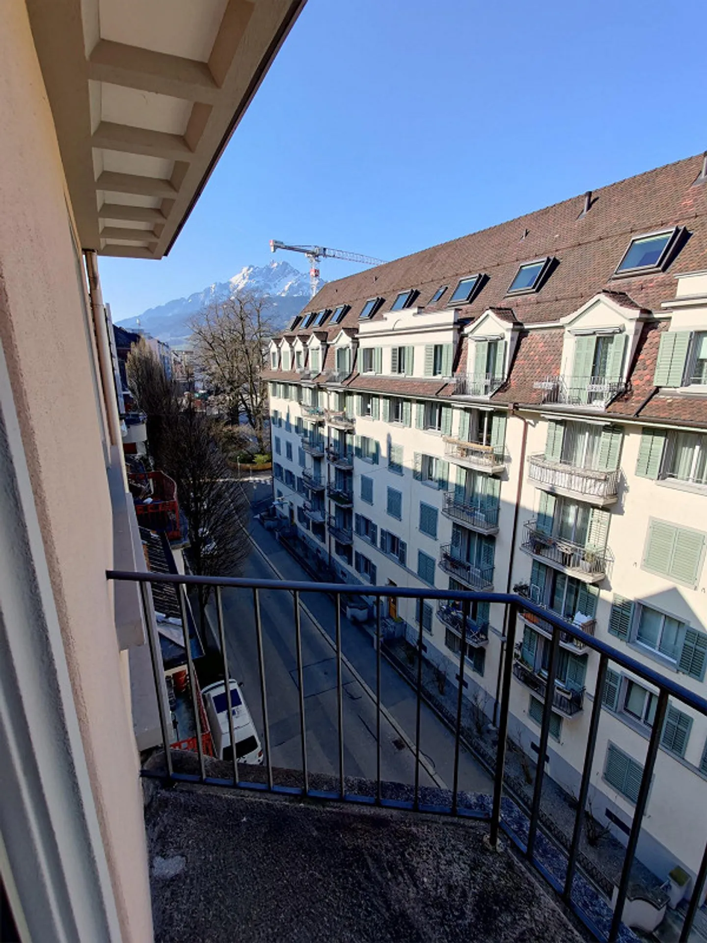 Geräumige Wohnung mit Balkonen - Foto 7 von 12
