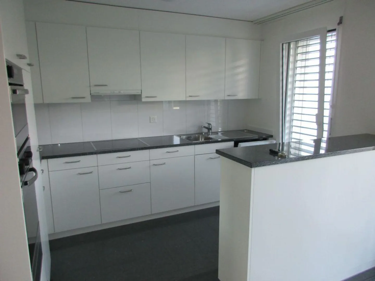 Great 5.5 Room Apartment in the Heart of Schötz - Photo 4 of 12