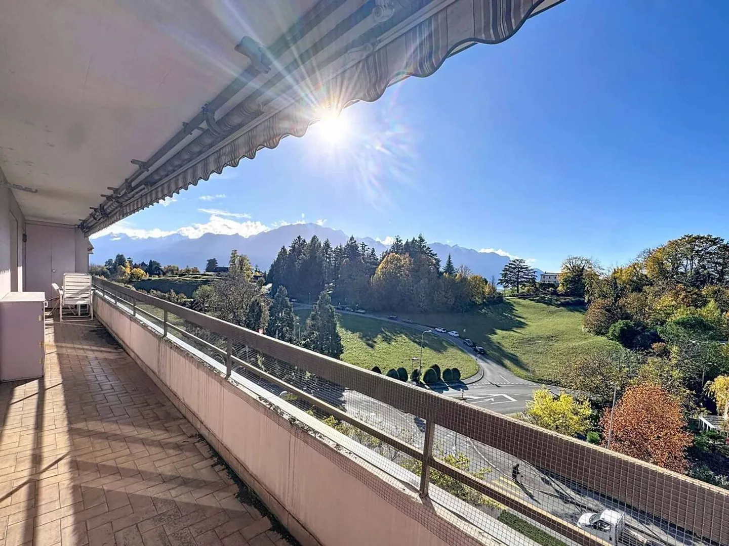 Appartement sous les combles 4.5 pièces, ensoleillement optimal - Photo 1 sur 9