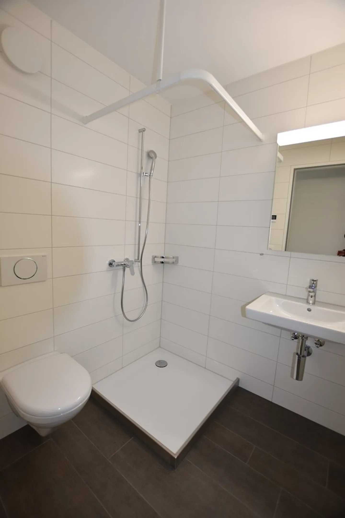 Moderno attico con 2 terrazze in affitto - Foto 6 di 11