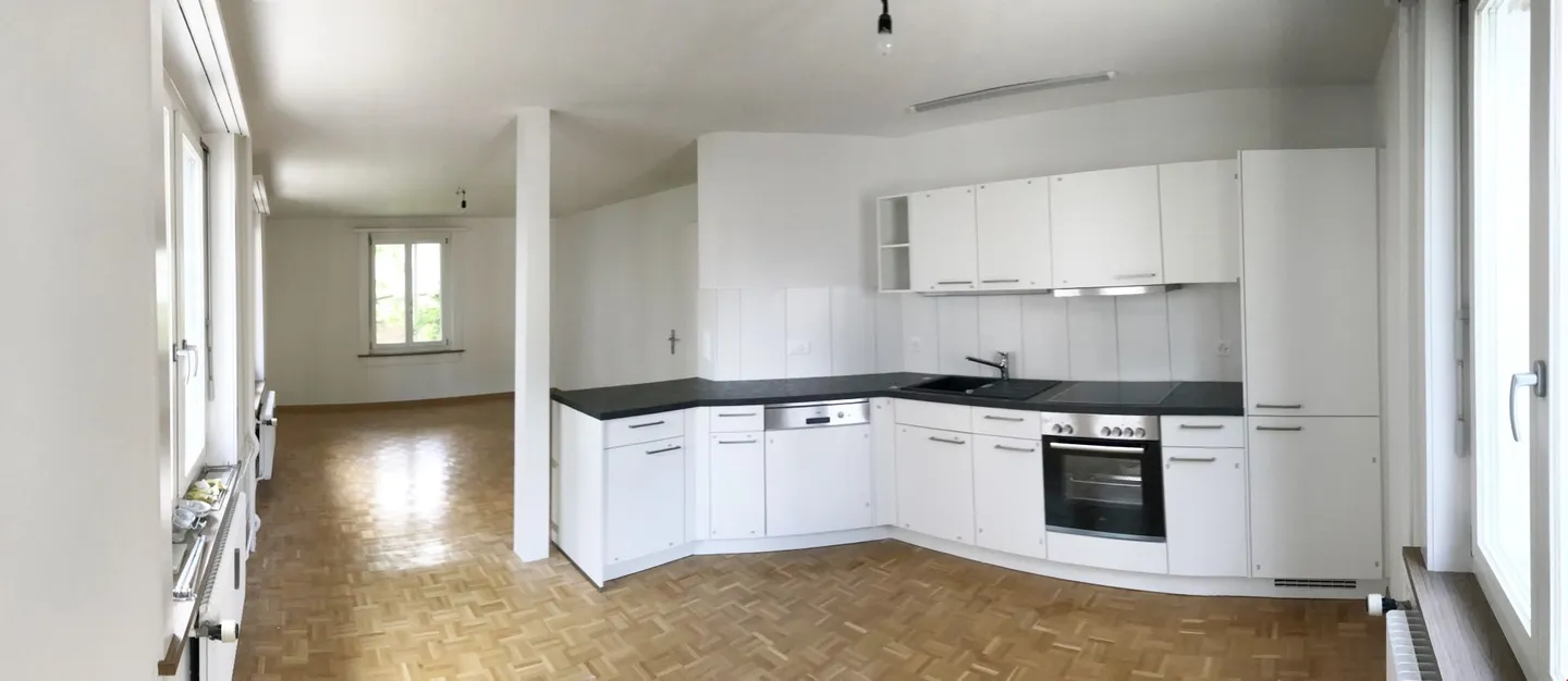 Appartamento ristrutturato in zona tranquilla - Foto 3 di 13