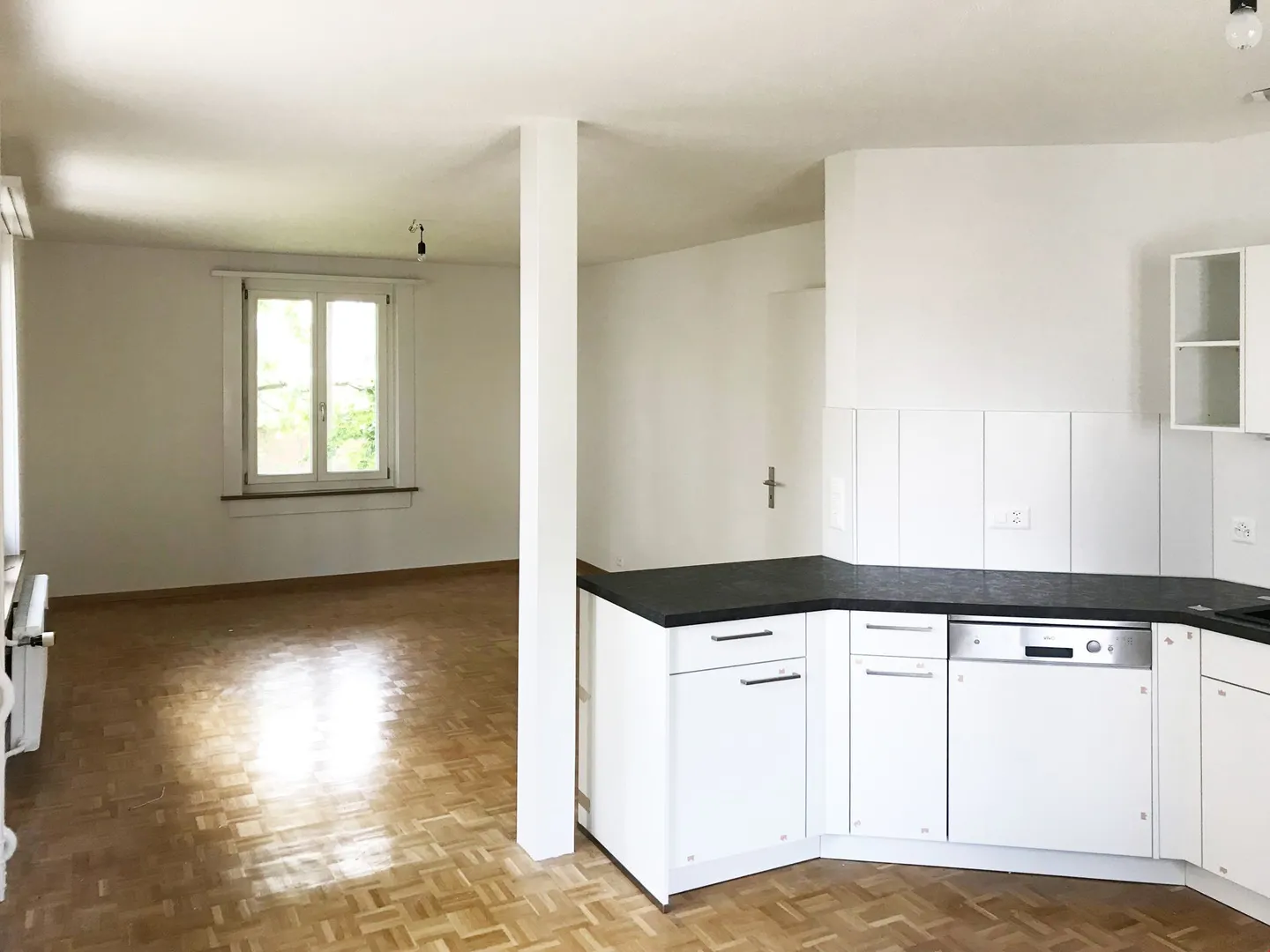 Appartamento ristrutturato in zona tranquilla - Foto 5 di 13