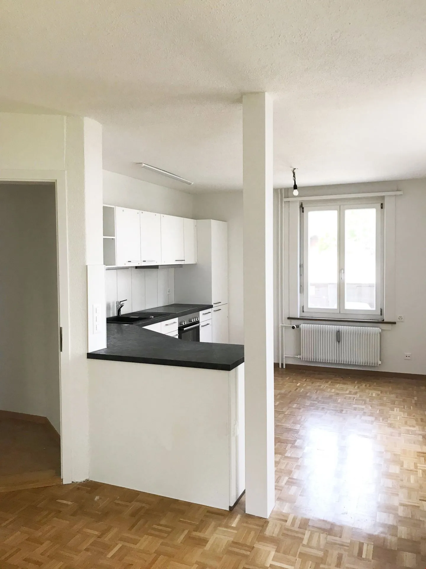 Appartamento ristrutturato in zona tranquilla - Foto 6 di 13