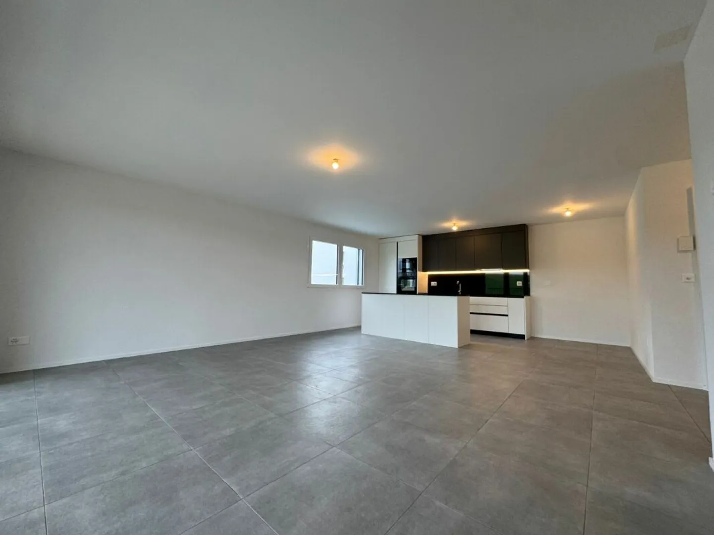 Modernes 2.5-Zimmer Appartement - Foto 3 von 8