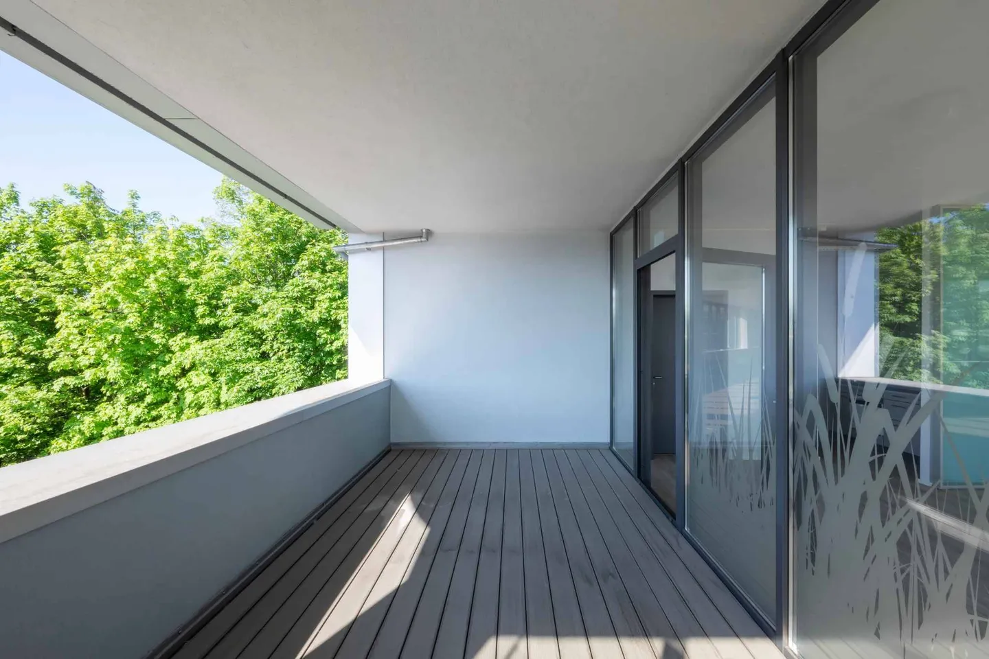 Commercial space of 290 m2 ideally located in Crissier - Photo 4 of 4