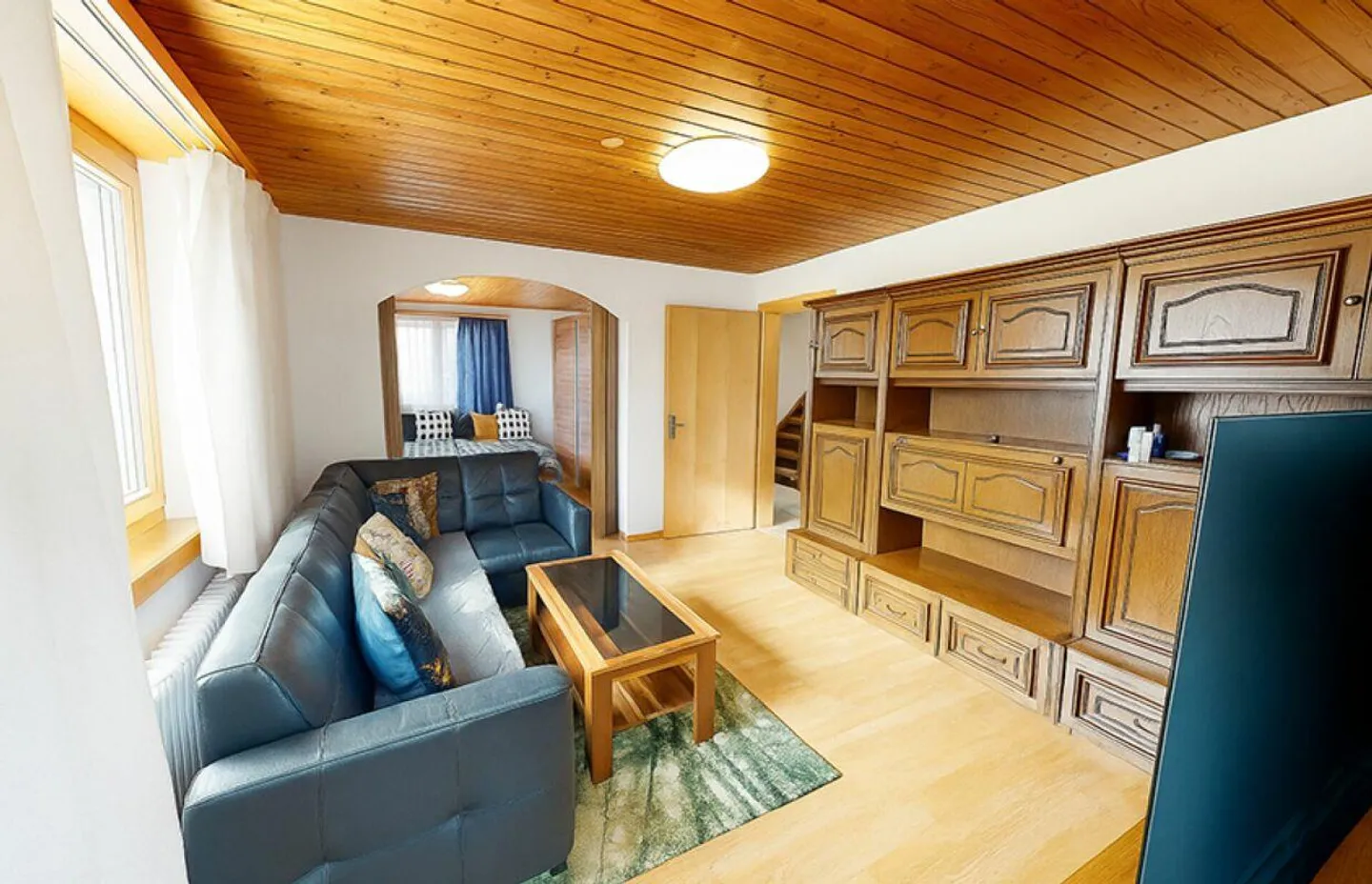 7.5 Room Single Family House - Photo 4 of 24