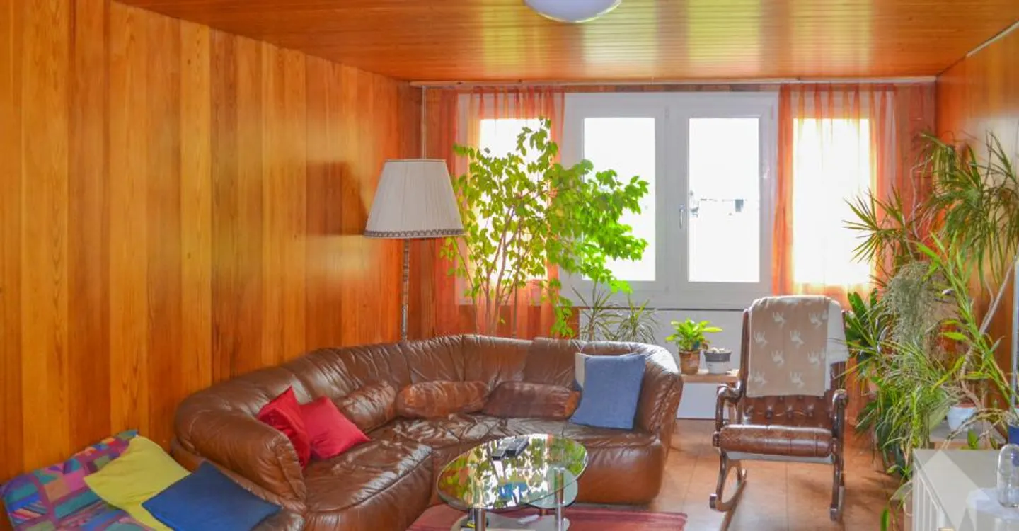 4,5-Zimmer-Wohnung von 80 m2 im 2. Stock eines kleinen Gebäudes. - Foto 2 von 12