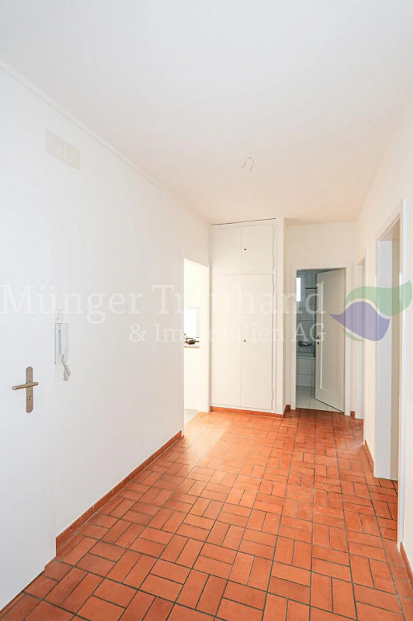 Appartamento affascinante con 4 stanze in una posizione tranquilla a Basilea - Foto 8 di 8