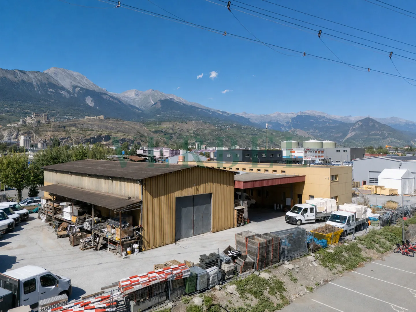 Site industriel polyvalent avec potentiel de développement - Foto 6 di 35