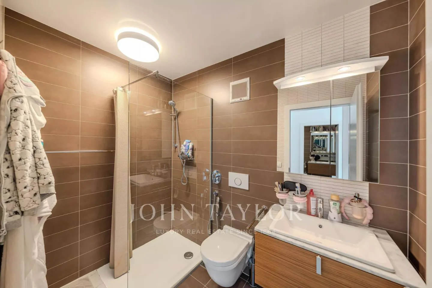 Rare for sale? Superb 4.5 room penthouse in the heart of Montreux - Photo 11 of 13