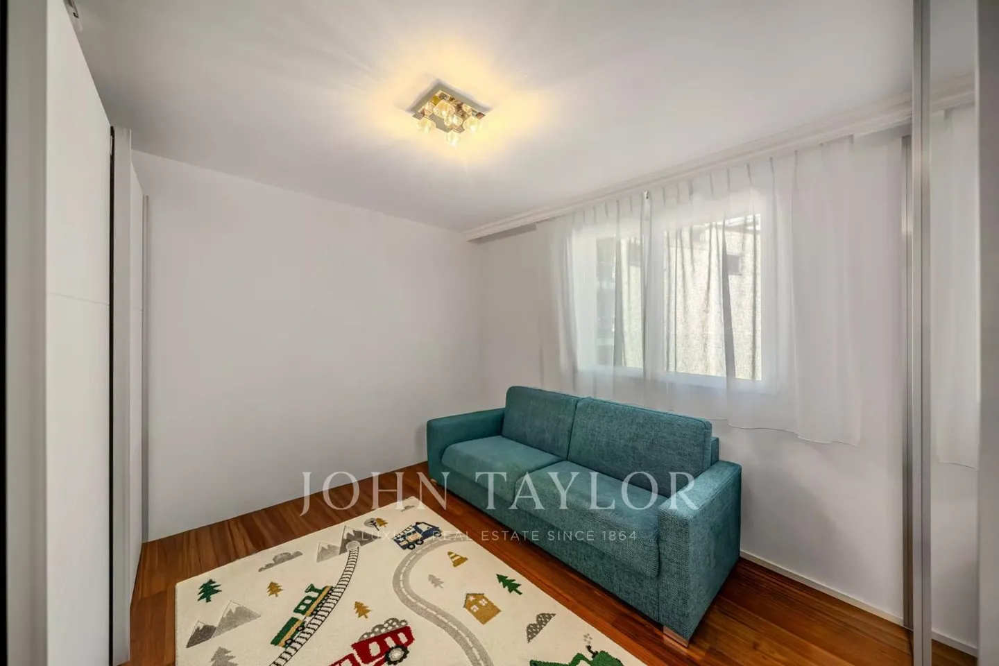 Rare for sale? Superb 4.5 room penthouse in the heart of Montreux - Photo 12 of 13