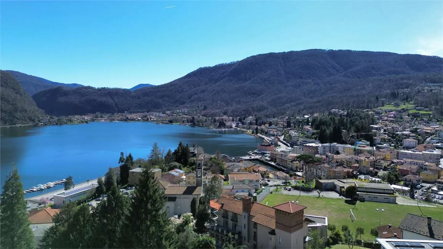 Nuovo 2,5 locali con terrazzo e vista lago - Foto 2 di 6