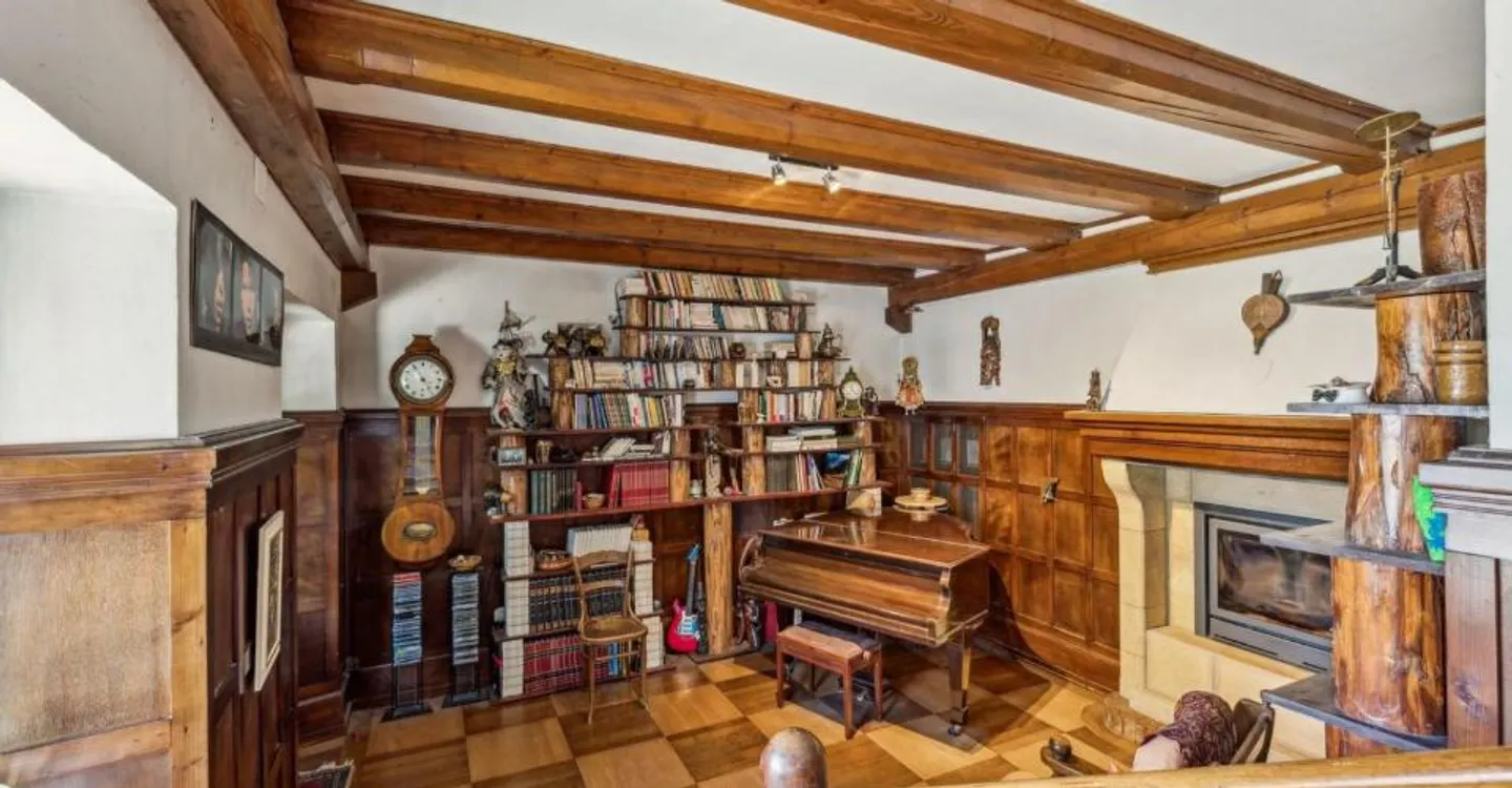 Charming Family Home - Photo 1 of 5
