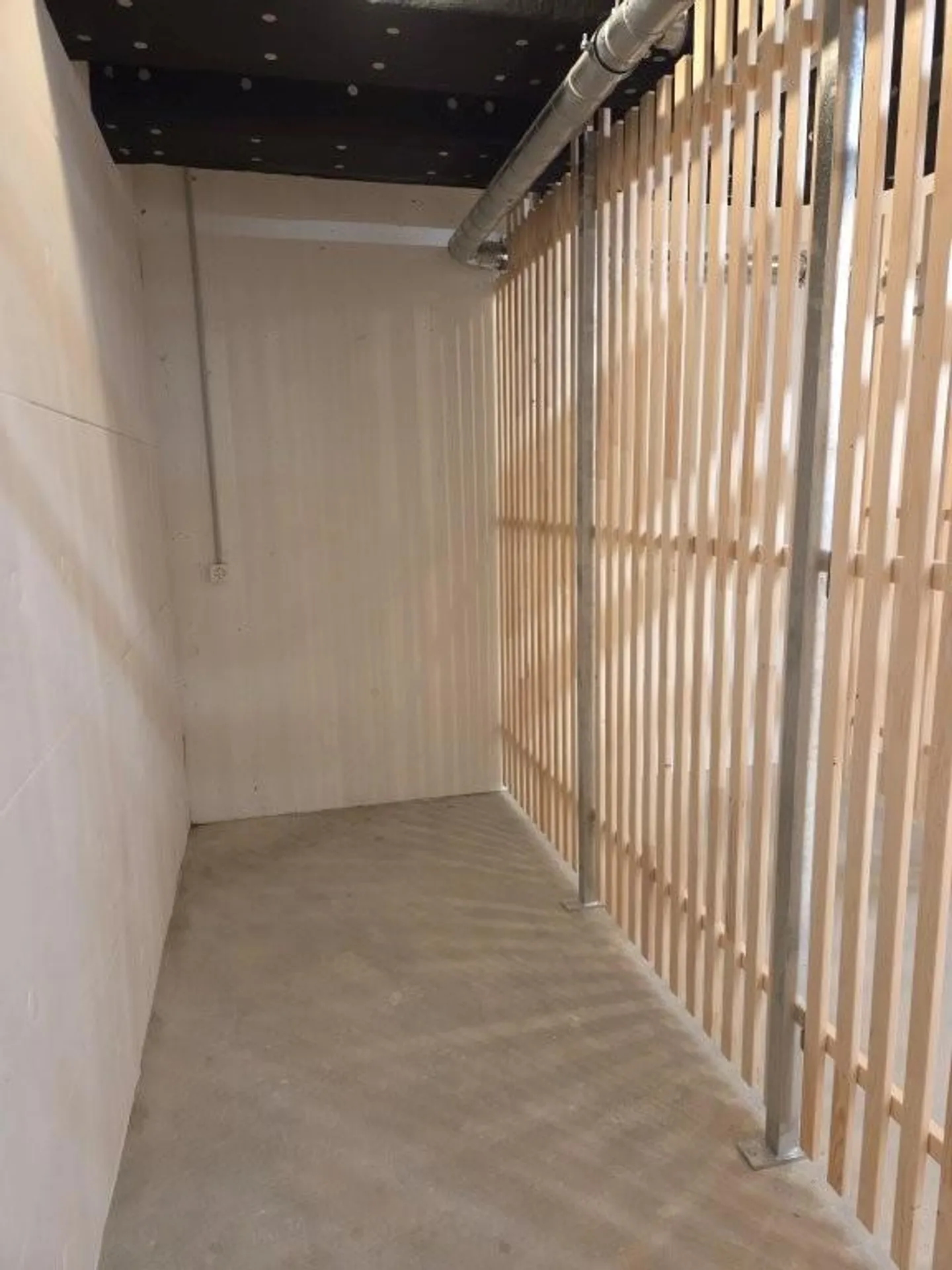 Fully furnished  and equipped 2.5 room apartment in Au - Photo 19 of 20