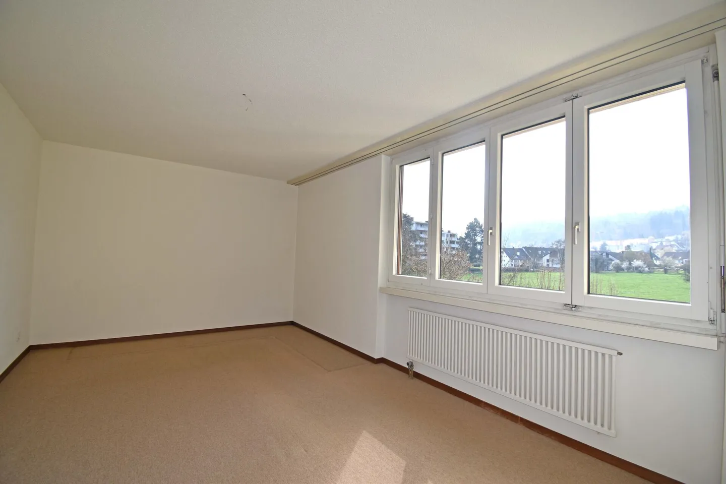 4.5 Room Condominium in Prime Location: Quiet and Centrally Connected - Photo 5 of 13