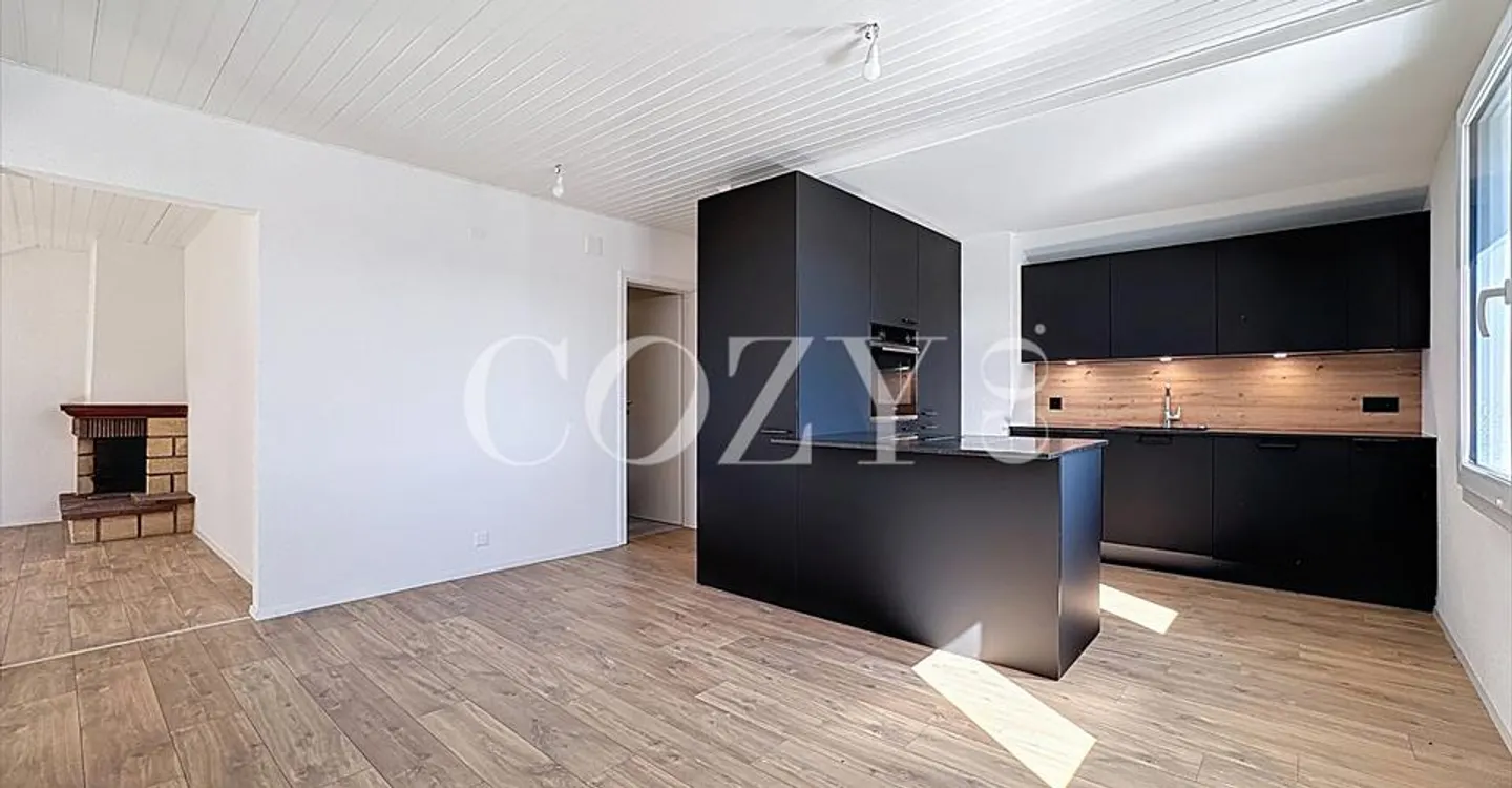 3.5 Room Apartment - Photo 1 of 3