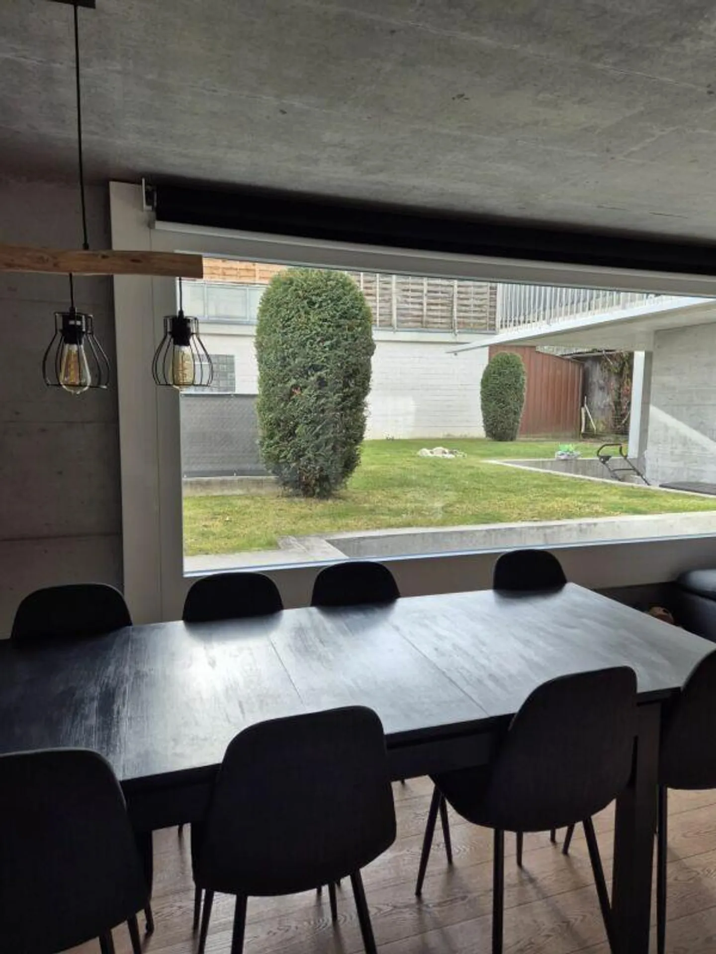 Charming Ground Floor Apartment - Photo 5 of 15