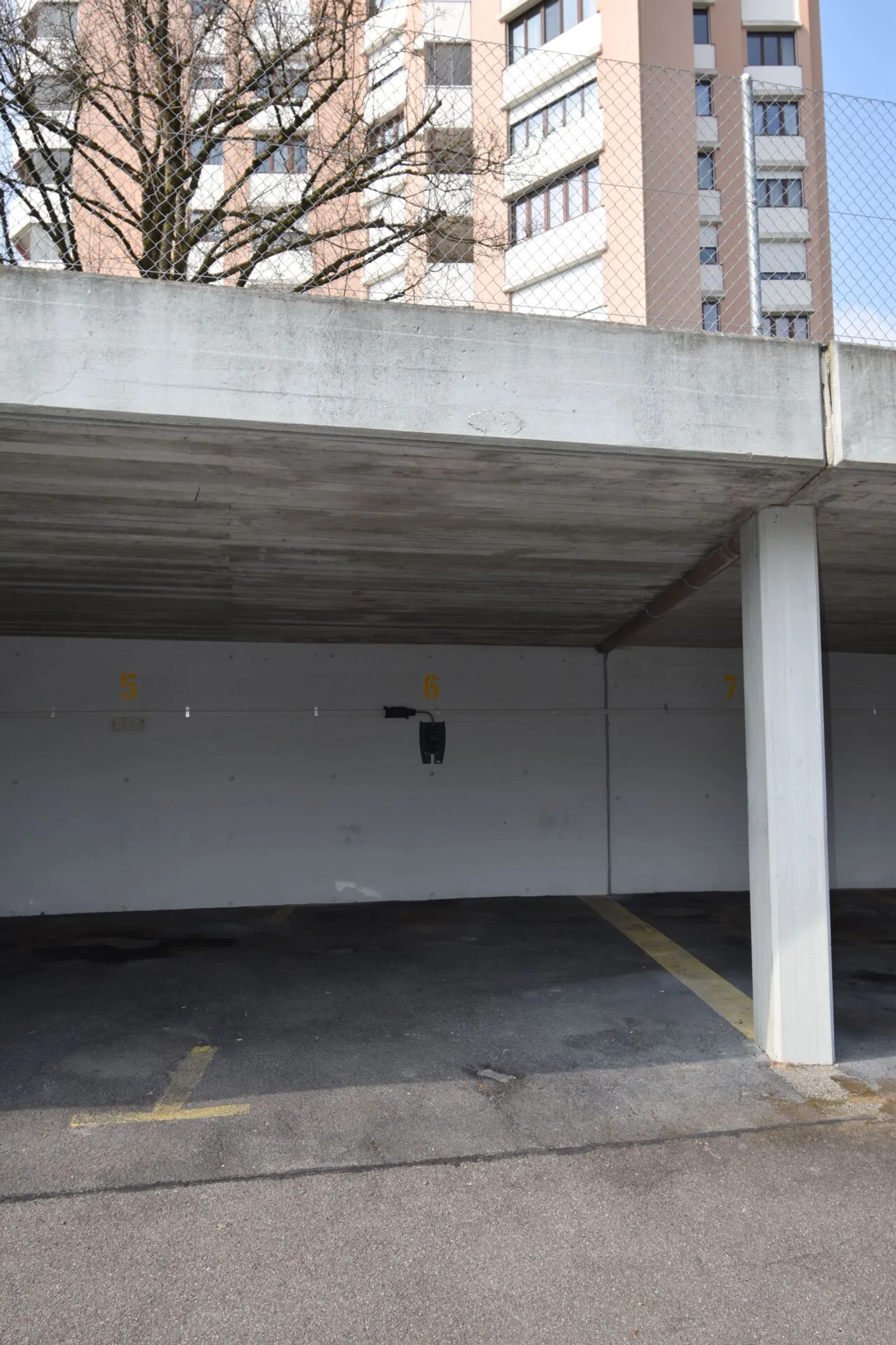 4.5 Room Condominium in Prime Location: Quiet and Centrally Connected - Photo 13 of 13