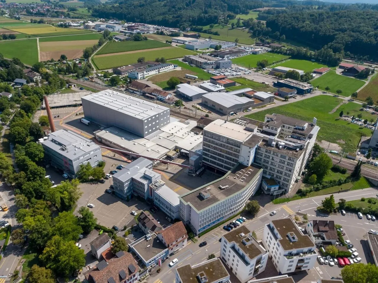 Ampie superfici per uffici in posizione privilegiata a Thayngen - Foto 1 di 8