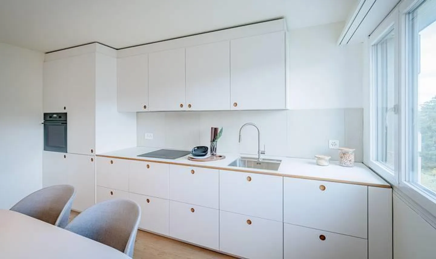 SUPERBE APPARTEMENT DE 4,5 PIÈCES - TOTALITÉ RÉNOVÉ - Photo 6 sur 9