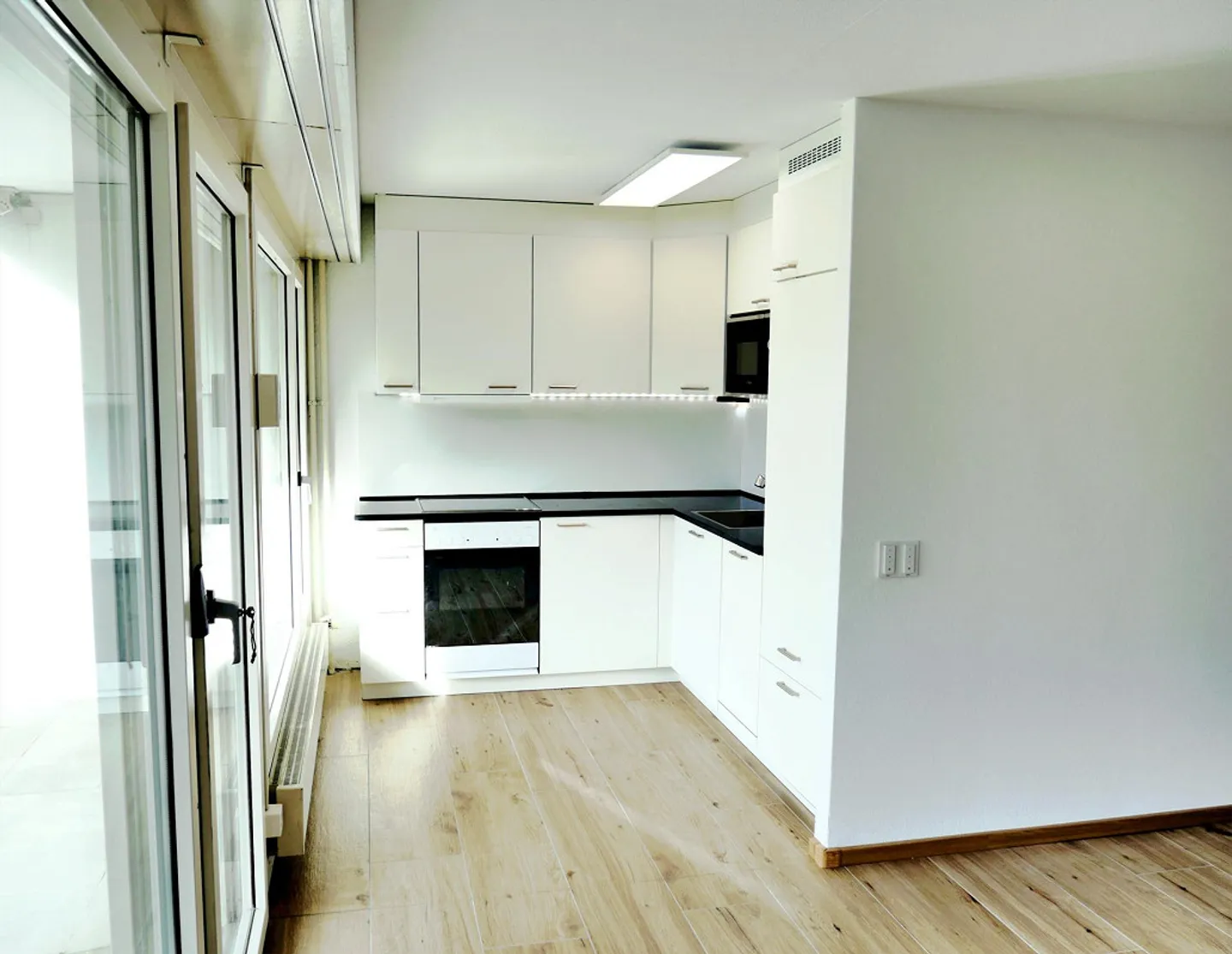 Renovierte Wohnung mit Garten - Foto 6 von 13