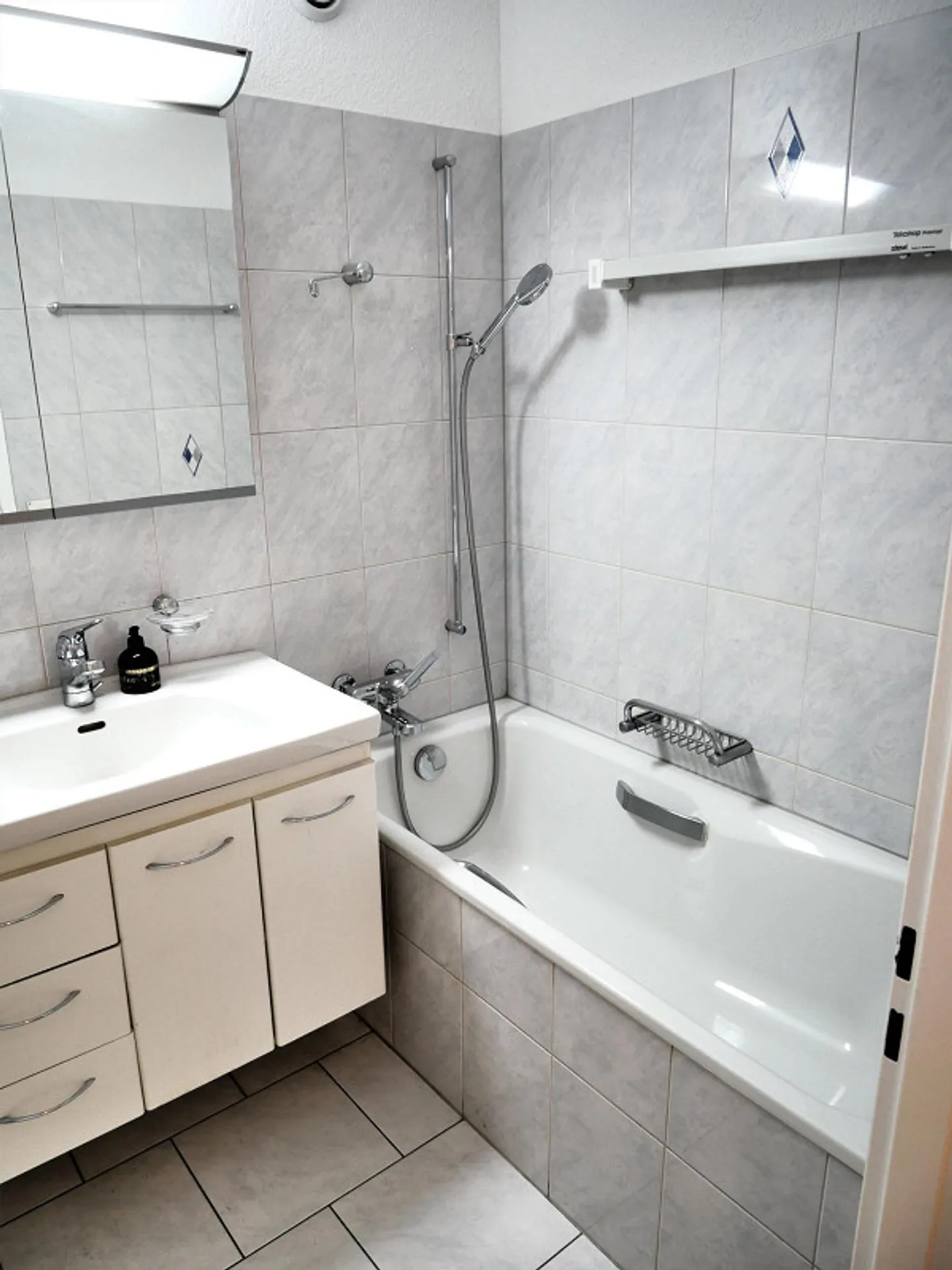 Renovierte Wohnung mit Garten - Foto 9 von 13