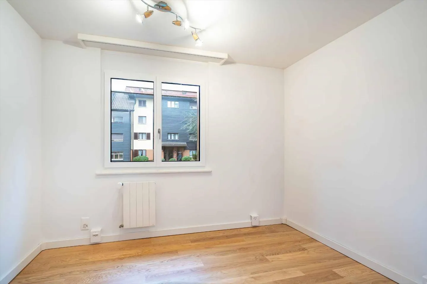 Bell'appartamento di 5,5 stanze di 133 m2, magnificamente ristrutturato con grande balcone - Foto 12 di 13