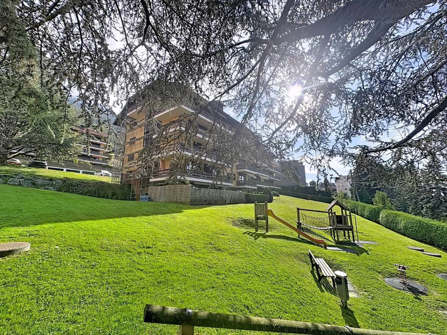 Bell'appartamento di 5,5 stanze di 133 m2, magnificamente ristrutturato con grande balcone - Foto 13 di 13