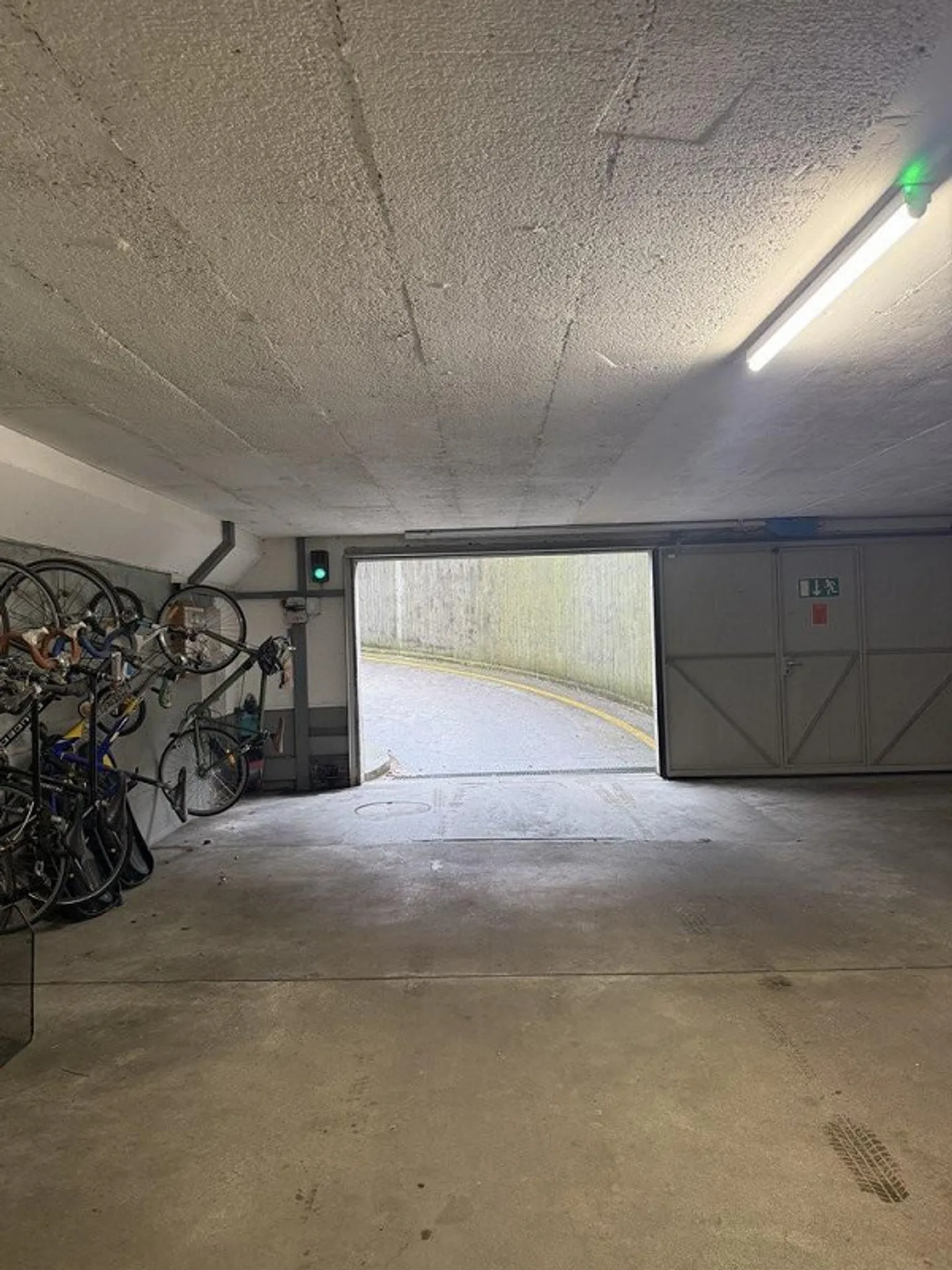 À la recherche d'un nouveau chez-soi pour votre voiture ? - Photo 2 sur 3