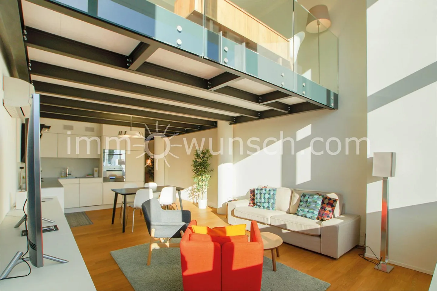 Directly on the stunning lakeside promenade - 3 ½ room maisonette property... - Photo 3 of 11