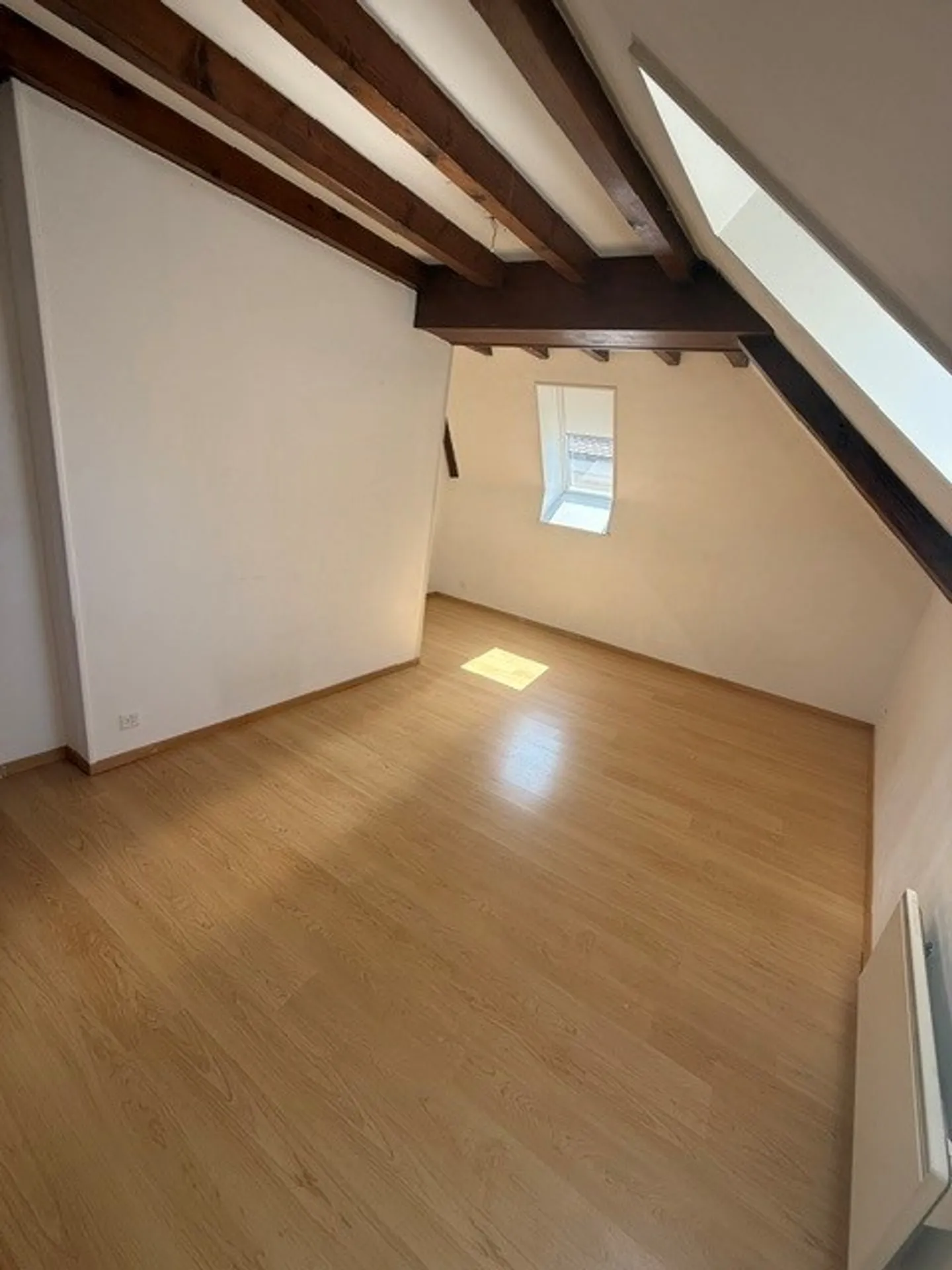 Appartement spacieux 6 pièces - Photo 16 sur 19