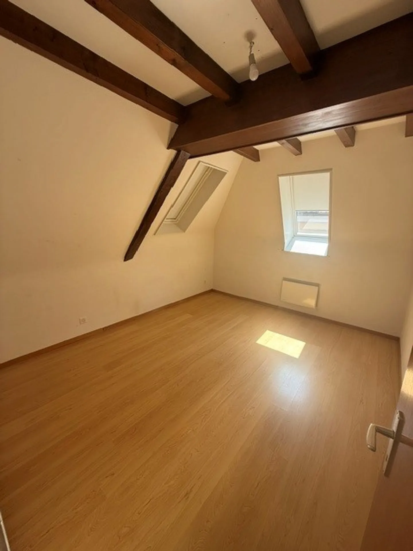 Appartement spacieux 6 pièces - Photo 17 sur 19