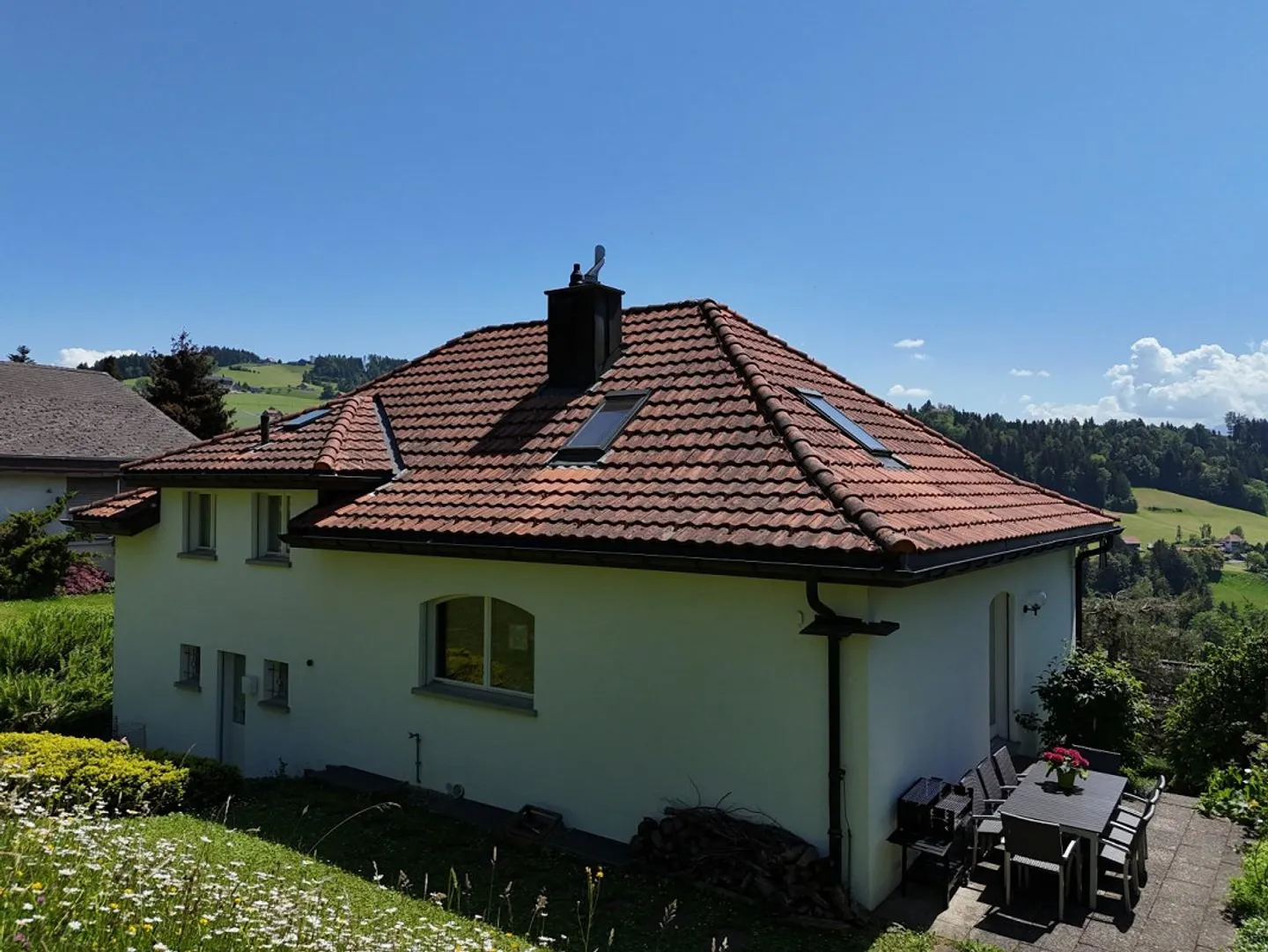 Pièce de bijou exclusive avec vue panoramique dégagée jusqu'au Säntis - Photo 4 sur 14