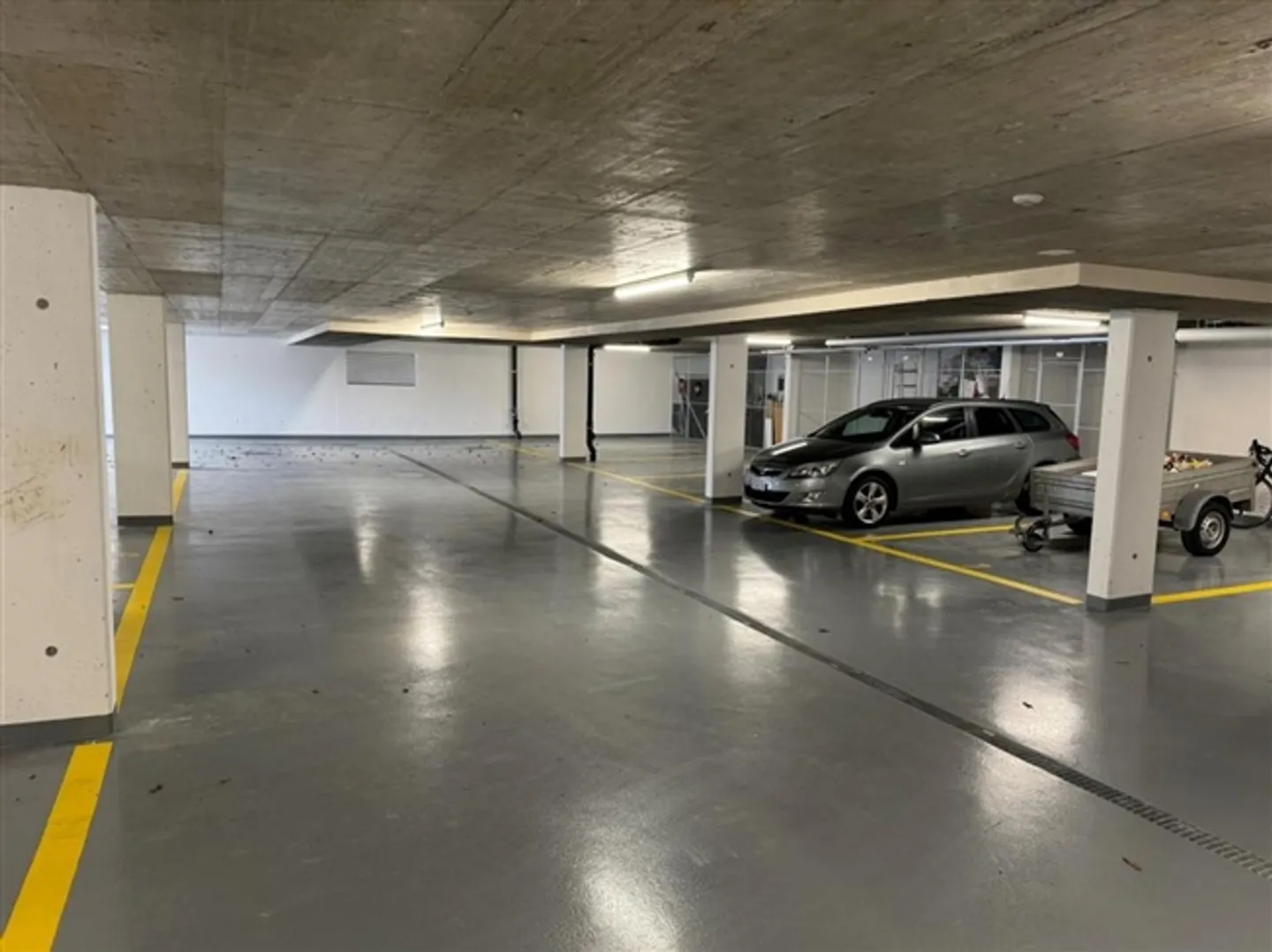 «Motorrad-Innenabstellplatz zu vermieten» - Foto 1 von 1